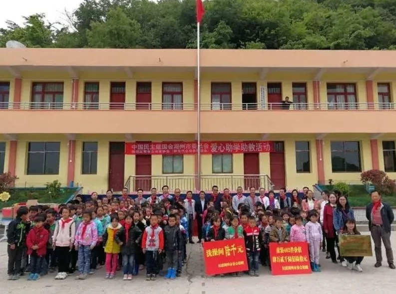 1539739426945682a6LW.jpg a6.webp.jpg